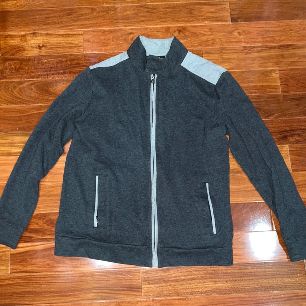 HUGO BOSS size L sweater with zipper
